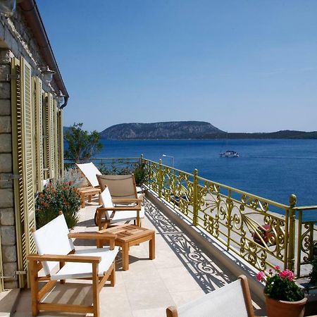 Mourayio Bed and Breakfast Ermioni Exteriör bild