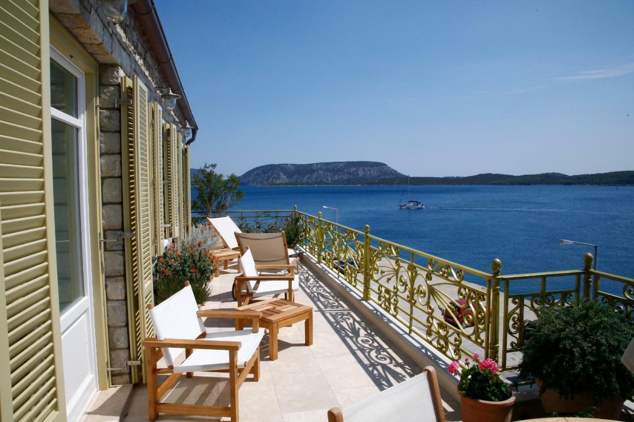 Mourayio Bed and Breakfast Ermioni Exteriör bild