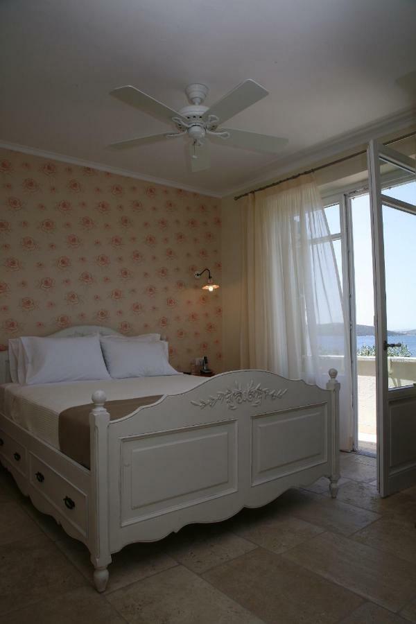 Mourayio Bed and Breakfast Ermioni Exteriör bild